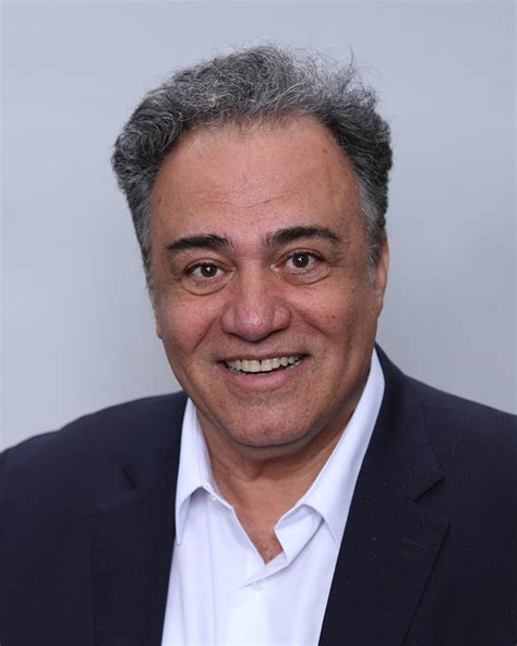 sam esfandari|sam esfahani.